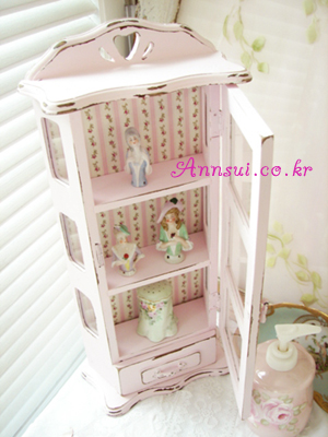 shabby pink cabinet