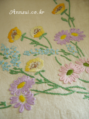 floral linen tablecloth
