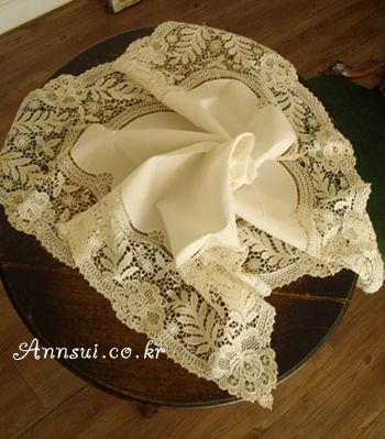 beauty lace tablecloth