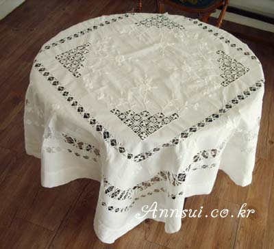 beauty linen tablecloth