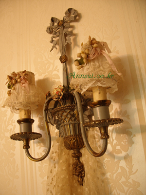 antique french grayribbon floral lamp