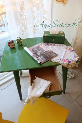 (앤수이 황당 이벤트)산뜻한 초록 색감의그린 서랍 테이블