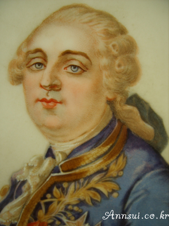 SEVRES - Louis XVI