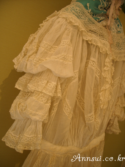 victorian dress
