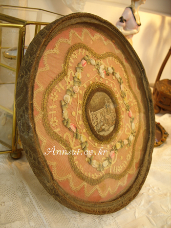 antique frenchribbon art tray